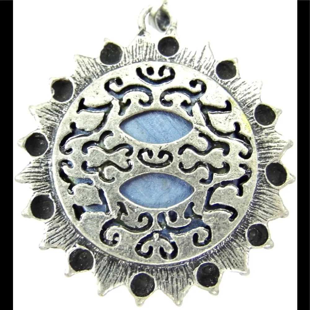 SOLD-Starburst Pendant - Picture 5 of 6